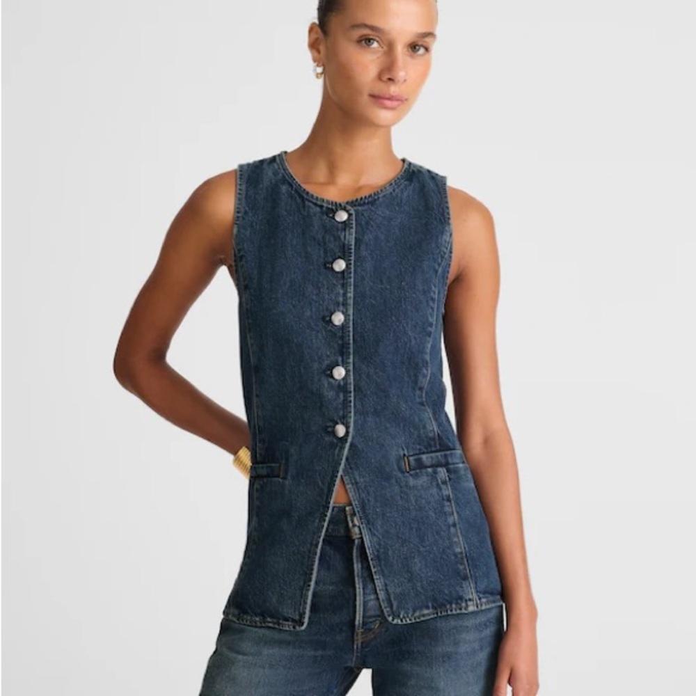 Madewell Denim Crewneck Cutaway Vest in Greendale Wash